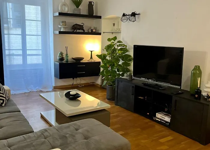 Centre-ville Apartment